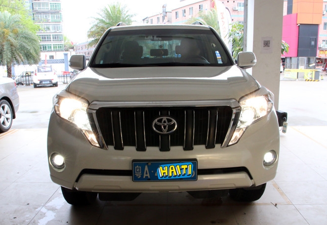 2017款豐田普拉多霧燈改裝雙光透鏡方案1